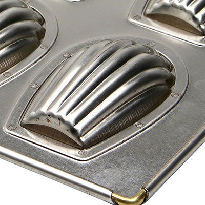 シルバー天板 マドレーヌ型 8P 製菓 焼き菓子 空焼き不用 熱伝導 日本製