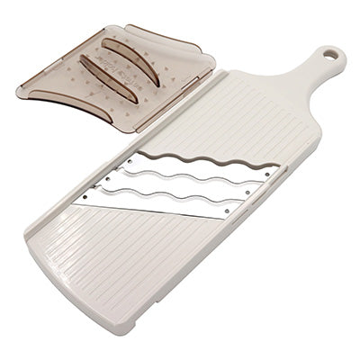 3倍速!トリプルウェーブ（3枚刃） 玉ねぎ・かぼちゃもスライスok！千切りキャベツがあっという間作れる　日本製