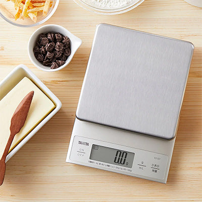 タニタ クッキングスケール  デジタル  0.1g～3kg対応  水(mL計測対応) 単位切替機能 単三電池使用